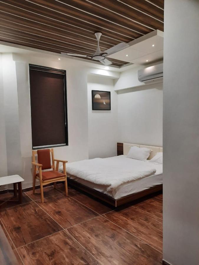 Hotel The Grand Shiva Gondal エクステリア 写真