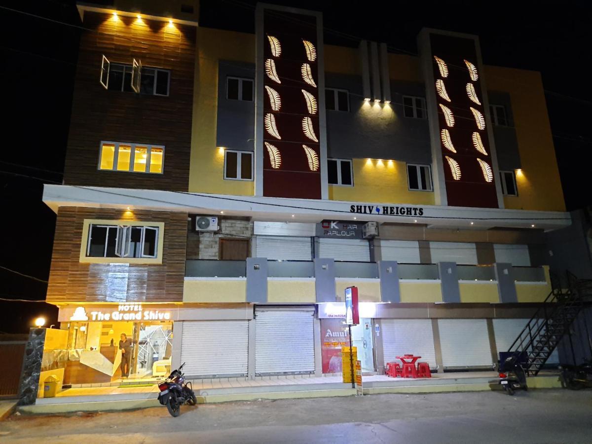 Hotel The Grand Shiva Gondal エクステリア 写真