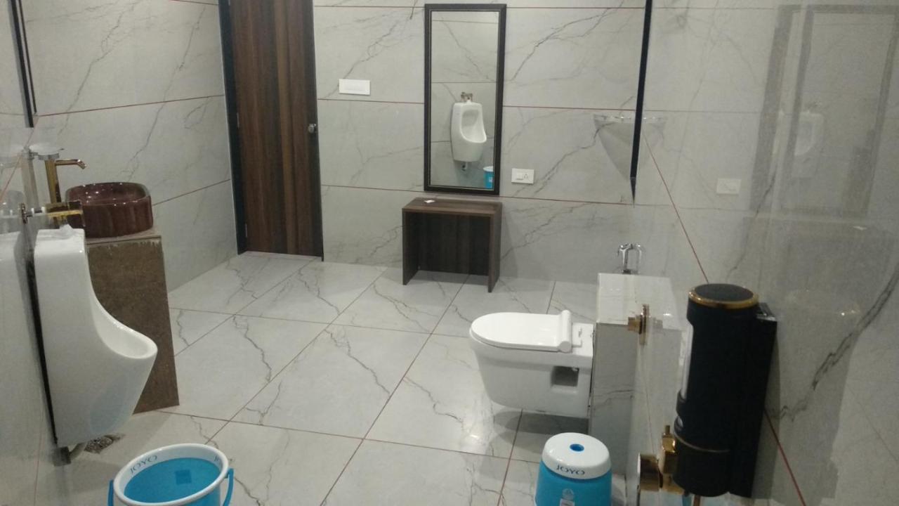 Hotel The Grand Shiva Gondal エクステリア 写真